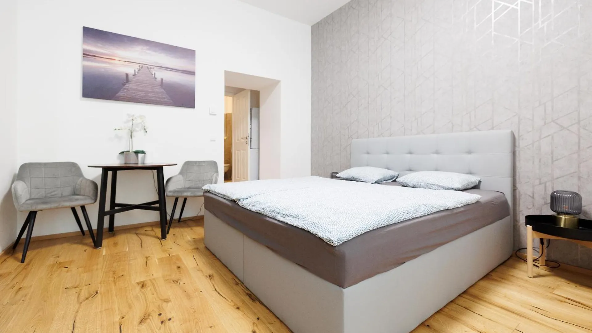 Grosszuegiges App. 2 Schlafzimmer Wien